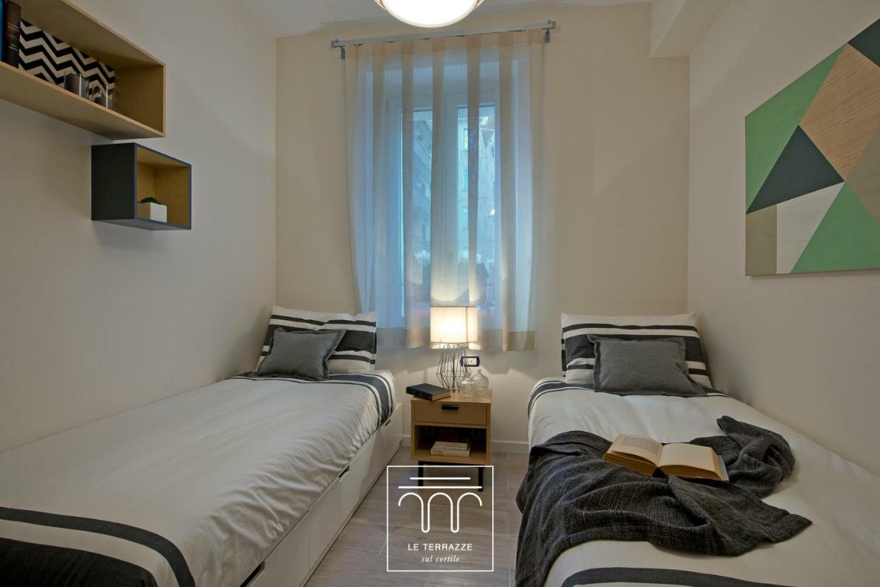Apartmán Le Terrazze Sul Cortile Salerno Exteriér fotografie