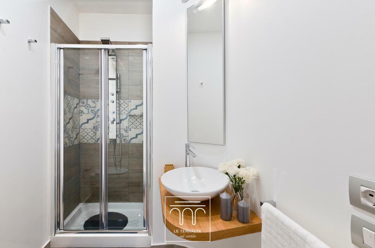 Apartmán Le Terrazze Sul Cortile Salerno Exteriér fotografie
