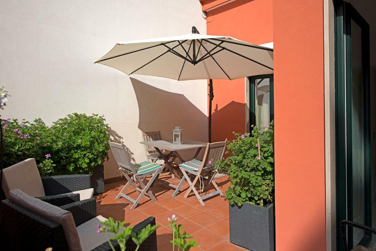 Apartmán Le Terrazze Sul Cortile Salerno Exteriér fotografie